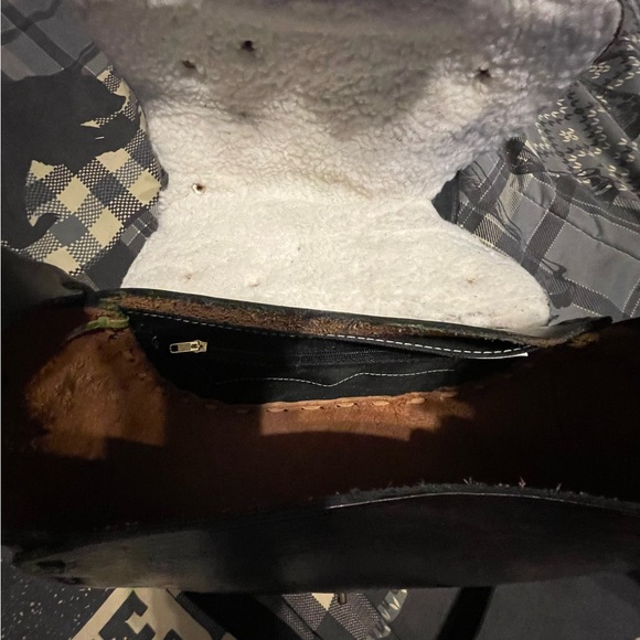 Super cute saddle purse - Picture 7 of 9